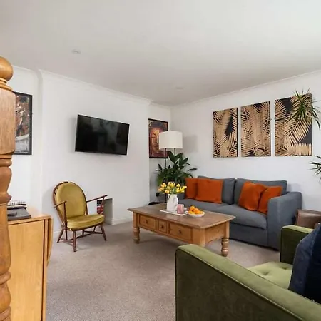 Peaceful & Tranquil Cottage With Private Terrace At 'The Pink House' Falmouth Exterior photo